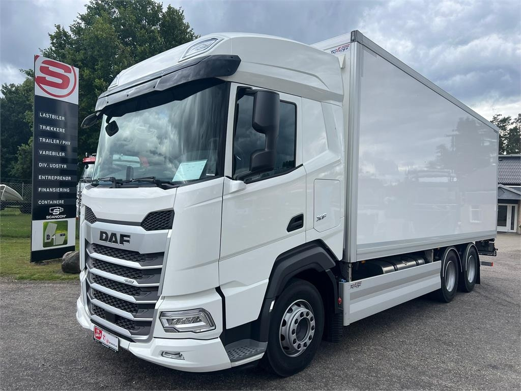 DAF XF480 FAS 6x2 - Camião furgão: foto 1 DAF XF480 FAS 6x2 - Camião furgão: foto 1