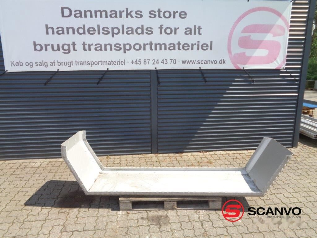 Carroceria e exterior por Camião Diverse 1 stk alu dørk hel bagskærm: foto 1