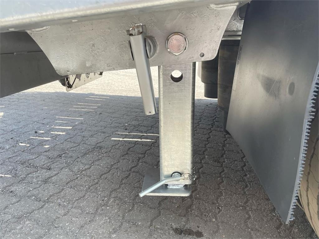 Reboque baixa Hangler VTS-H 400 4 akslet - 2 delt ramper: foto 13