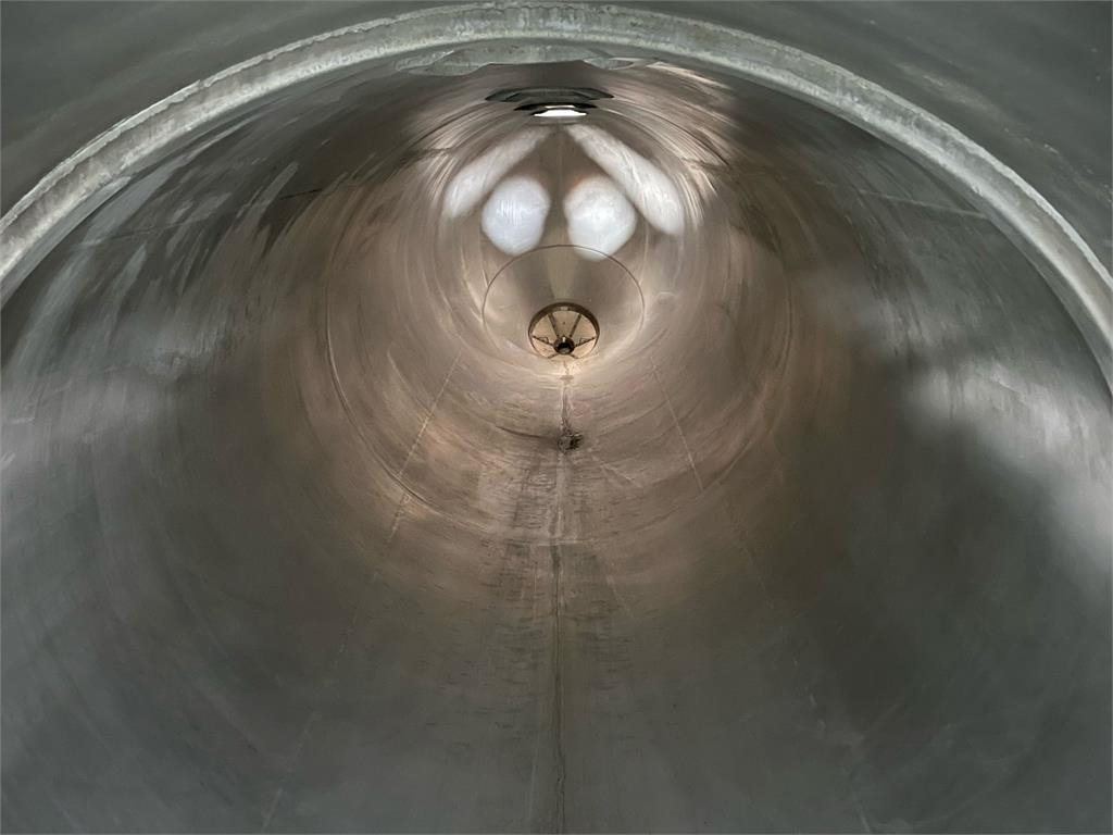 Interconsult 64m3 STRT1-64CA med tip - Semirreboque tanque: foto 4 Interconsult 64m3 STRT1-64CA med tip - Semirreboque tanque: foto 4