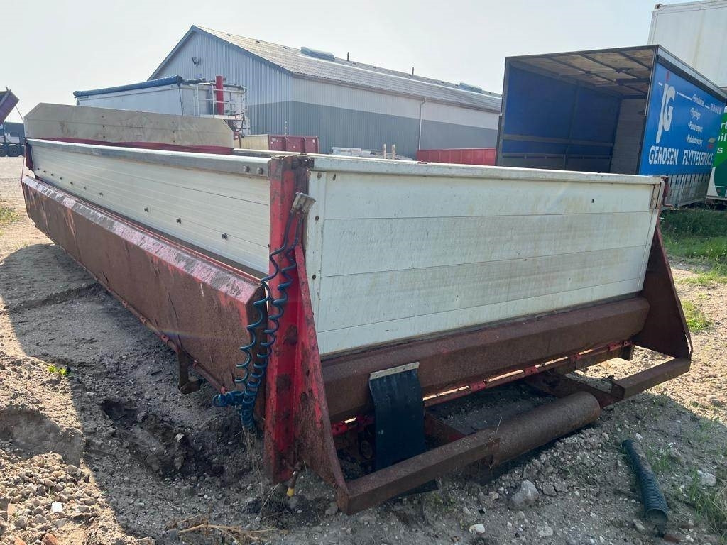 Jøni 6,0 mtr 2-delt - pendel - 14m3 - Carroçaria para furgões: foto 4 Jøni 6,0 mtr 2-delt - pendel - 14m3 - Carroçaria para furgões: foto 4