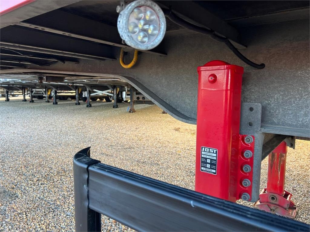 Kel-Berg 13,6 mtr. - 94m3 - 2500 kg lift  - Semi-reboque furgão: foto 5 Kel-Berg 13,6 mtr. - 94m3 - 2500 kg lift  - Semi-reboque furgão: foto 5