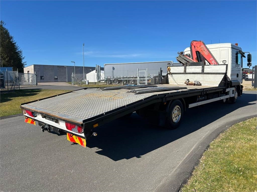 MAN TGL 12-240 4x2 BL - Fassi kran - Camião transporte de veículos: foto 3 MAN TGL 12-240 4x2 BL - Fassi kran - Camião transporte de veículos: foto 3