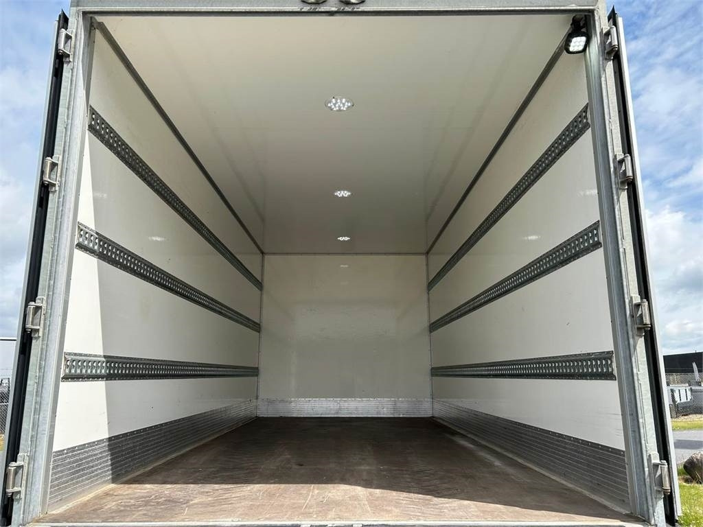 Camião furgão MAN TGL 8-220 4x2 BL incl. 2 stk veksellad: foto 6