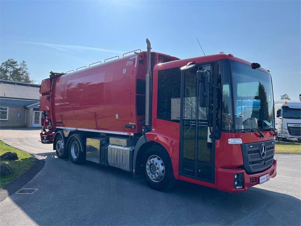 Mercedes-Benz Econic 2630L ENA 4 kammer NTM - Caminhão de lixo: foto 4 Mercedes-Benz Econic 2630L ENA 4 kammer NTM - Caminhão de lixo: foto 4