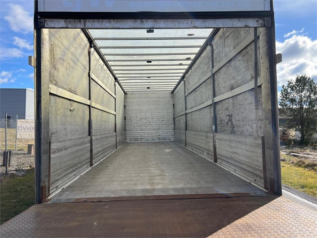 Scania P280 LB 6x2*4 MLB - 24 pallets - Camião de lona: foto 5 Scania P280 LB 6x2*4 MLB - 24 pallets - Camião de lona: foto 5