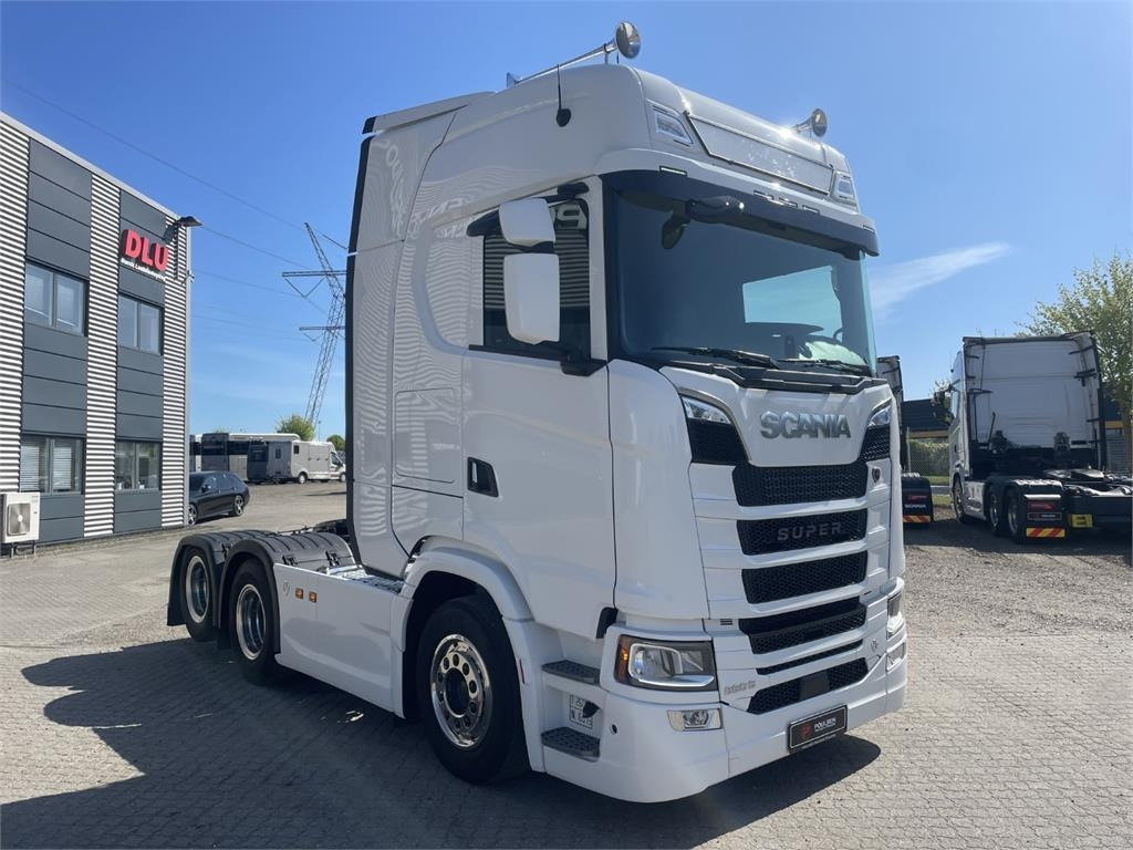 Scania S660 A 6x2 NB 2950 - Tractor: foto 1 Scania S660 A 6x2 NB 2950 - Tractor: foto 1