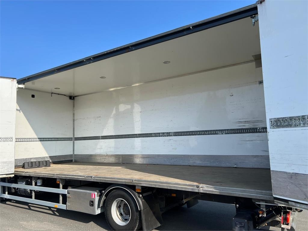 Volvo FL 16 ton 250HK - Camião furgão: foto 4 Volvo FL 16 ton 250HK - Camião furgão: foto 4