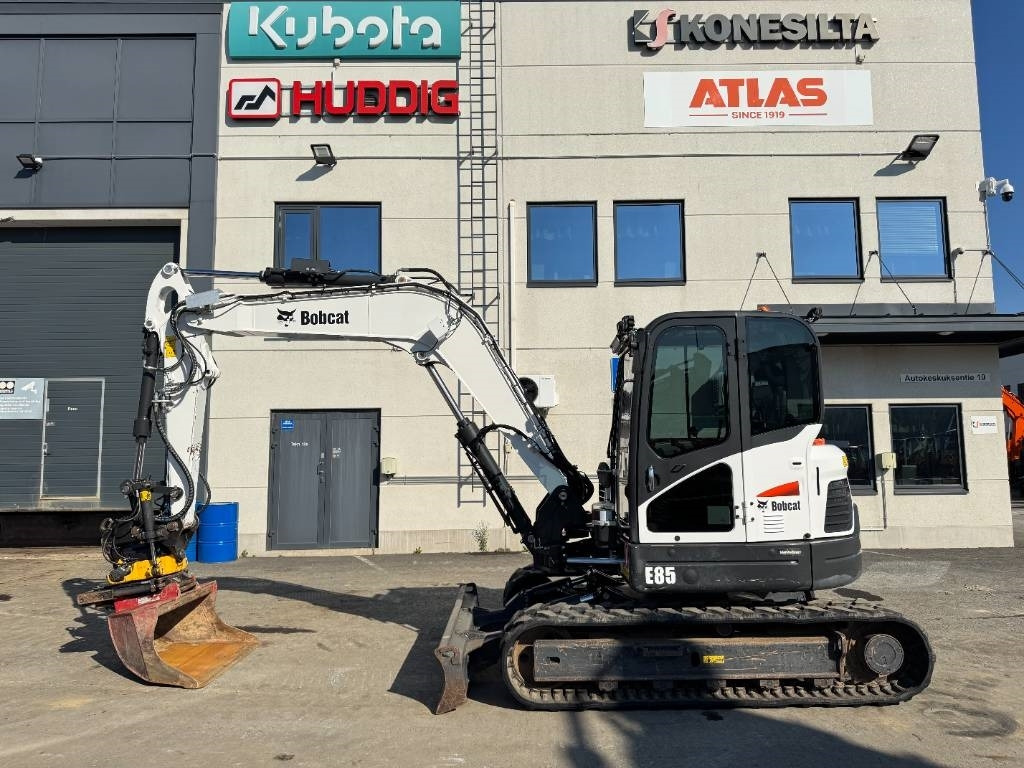 Bobcat E85 PYÖRITTÄJÄLLÄ - Mini escavadeira: foto 1 Bobcat E85 PYÖRITTÄJÄLLÄ - Mini escavadeira: foto 1
