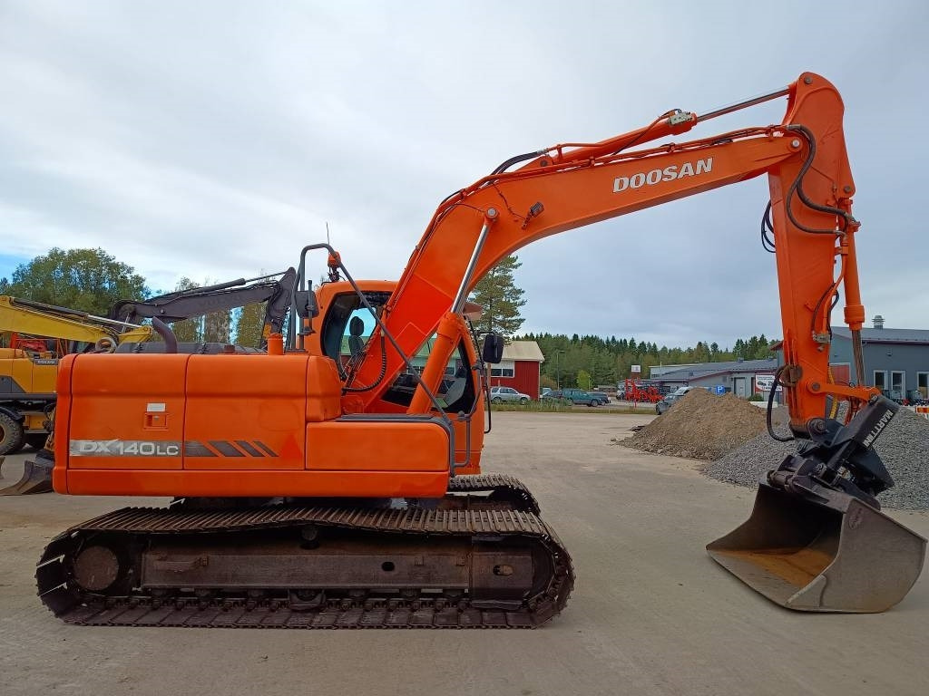 Escavadora de rastos Doosan DX140LC KALLISTAJA+PYÖRITTÄJÄ: foto 7