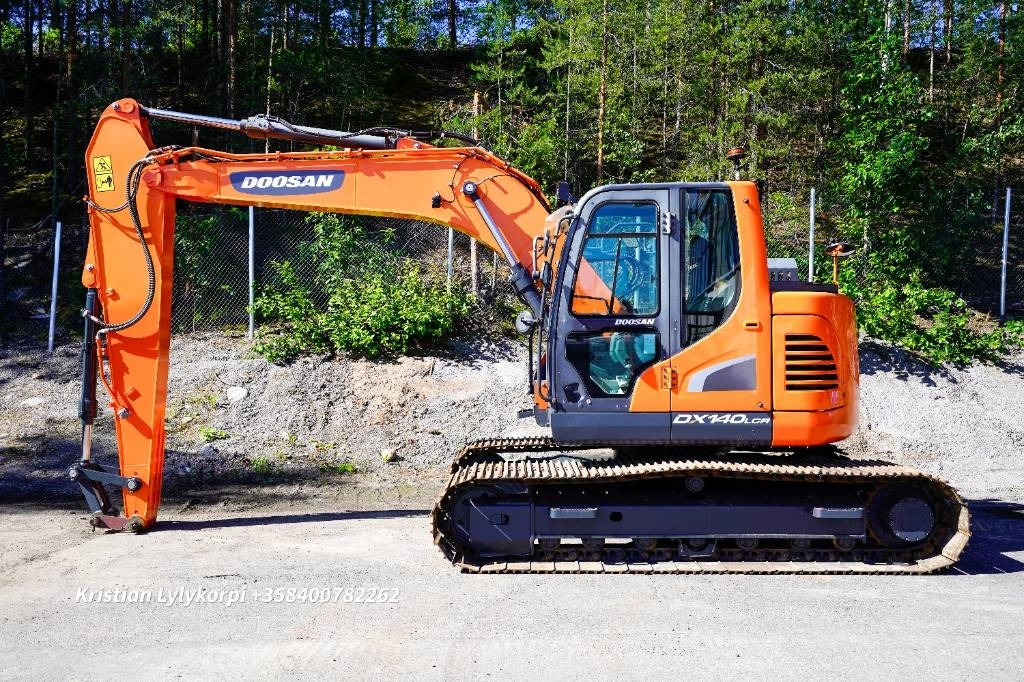 Doosan DX140LCR-5 - Escavadora de rastos: foto 1 Doosan DX140LCR-5 - Escavadora de rastos: foto 1