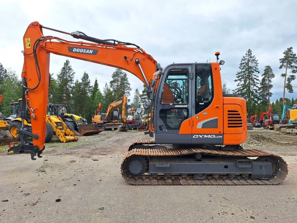 Doosan DX140LCR-5 - Escavadora de rastos: foto 1 Doosan DX140LCR-5 - Escavadora de rastos: foto 1