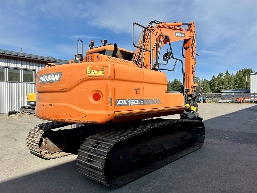 Doosan DX160LC-3 KALLISTAJA+PYÖRITTÄJÄ - Escavadora de rastos: foto 4 Doosan DX160LC-3 KALLISTAJA+PYÖRITTÄJÄ - Escavadora de rastos: foto 4