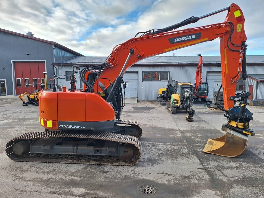 Doosan DX235LCR ENGCON, 3D-LAITTEET - Escavadora de rastos: foto 5 Doosan DX235LCR ENGCON, 3D-LAITTEET - Escavadora de rastos: foto 5