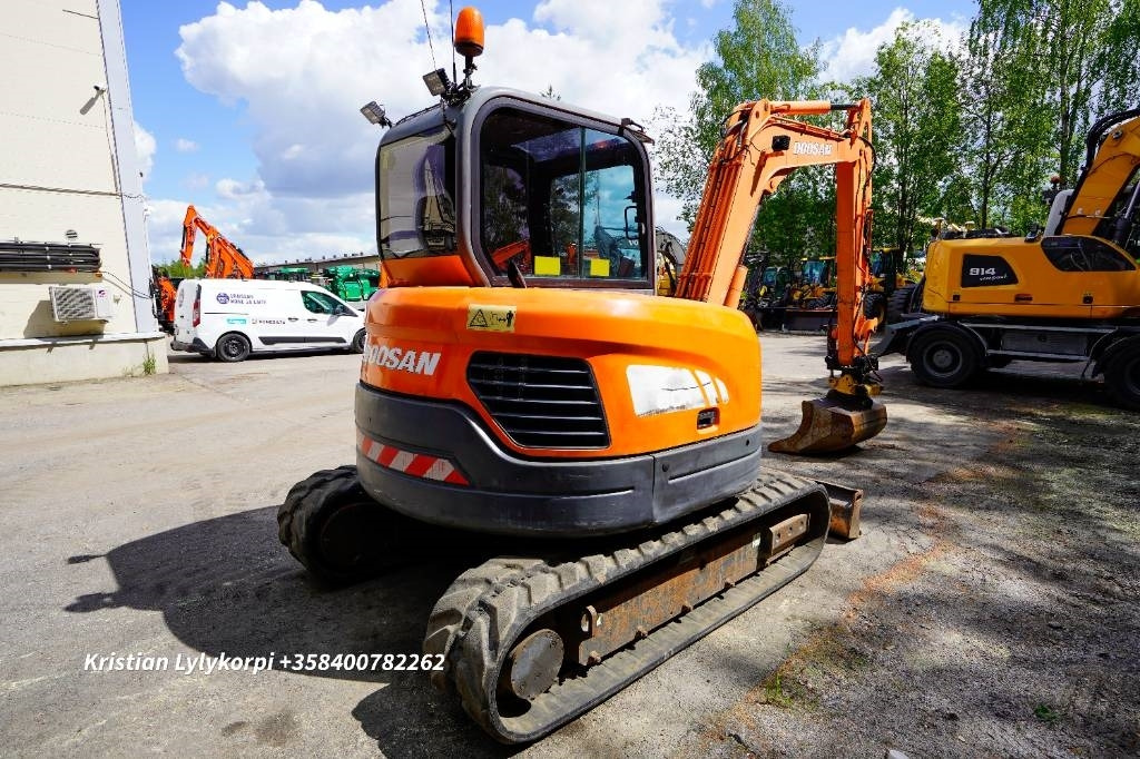 Doosan DX60R ENGCONILLA - Mini escavadeira: foto 5 Doosan DX60R ENGCONILLA - Mini escavadeira: foto 5