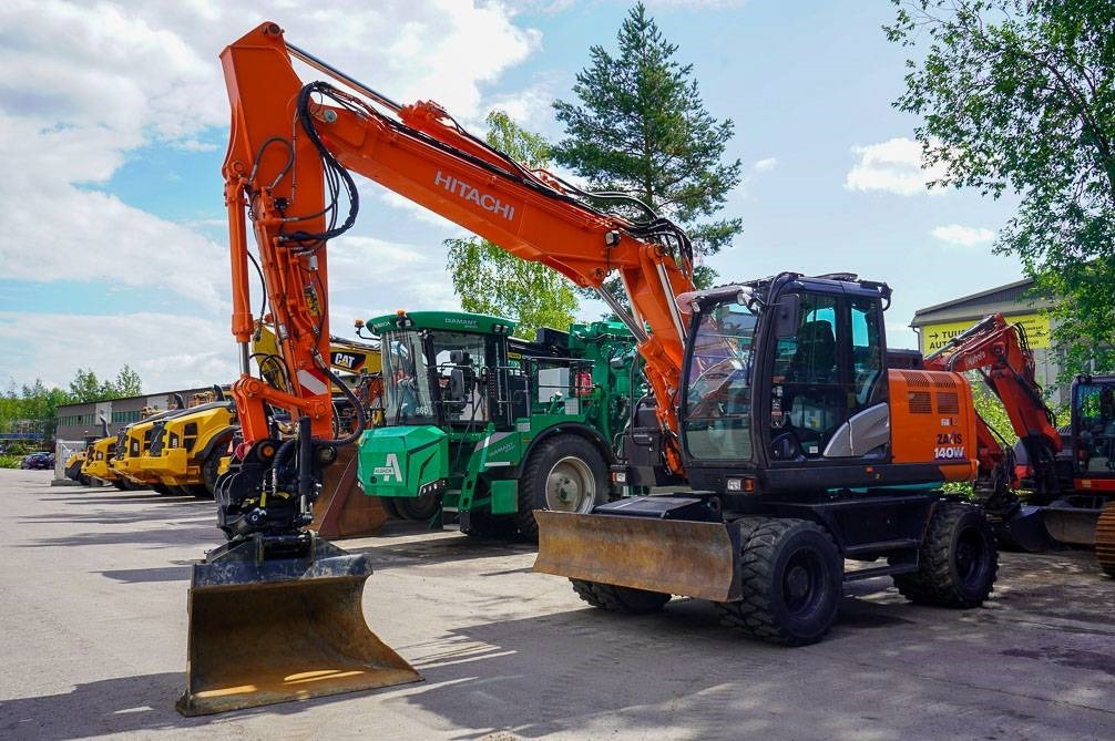 Hitachi ZX 140 W-6 - Escavadeira de rodas: foto 2 Hitachi ZX 140 W-6 - Escavadeira de rodas: foto 2