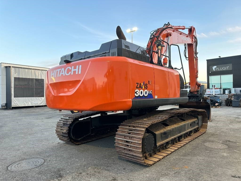 Hitachi ZX 300 LC-6 Kallistuva kauha S80 - Escavadora de rastos: foto 4 Hitachi ZX 300 LC-6 Kallistuva kauha S80 - Escavadora de rastos: foto 4