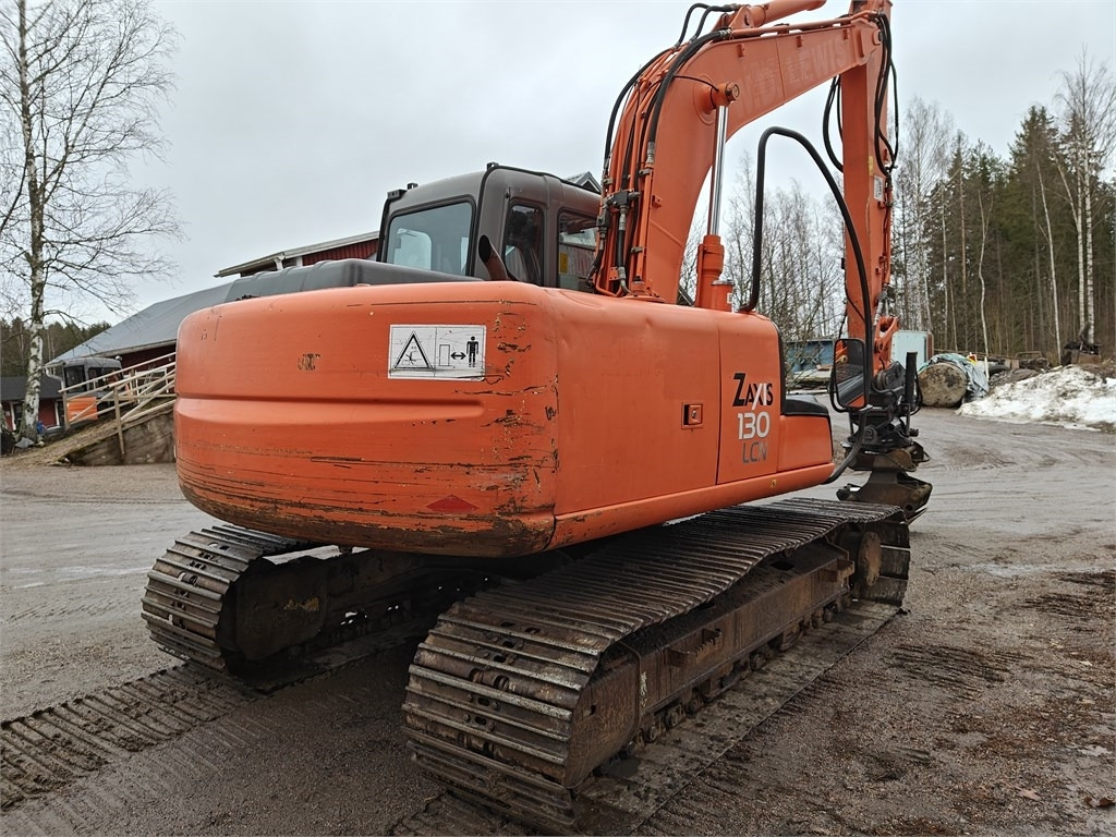 Hitachi ZX130LCN PYÖRITTÄJÄLLÄ - Escavadora de rastos: foto 5 Hitachi ZX130LCN PYÖRITTÄJÄLLÄ - Escavadora de rastos: foto 5