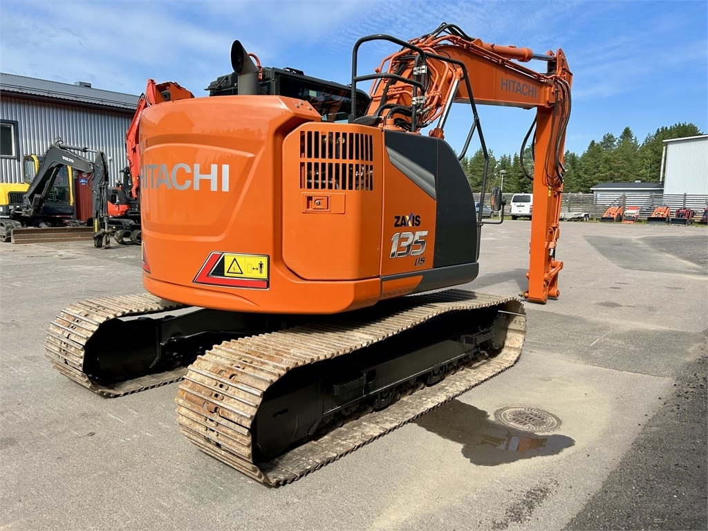 Hitachi ZX135US-7 - Escavadora de rastos: foto 4 Hitachi ZX135US-7 - Escavadora de rastos: foto 4