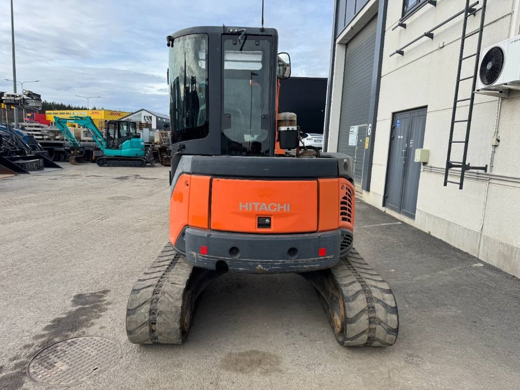 Hitachi ZX50U-2 PYÖRITTÄJÄLLÄ - Mini escavadeira: foto 4 Hitachi ZX50U-2 PYÖRITTÄJÄLLÄ - Mini escavadeira: foto 4