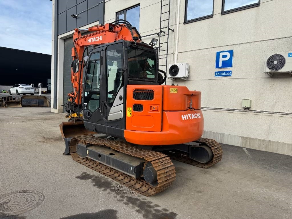 Hitachi ZX85US-5 Pyörittäjä, 3-Kauhaa - Mini escavadeira: foto 2 Hitachi ZX85US-5 Pyörittäjä, 3-Kauhaa - Mini escavadeira: foto 2