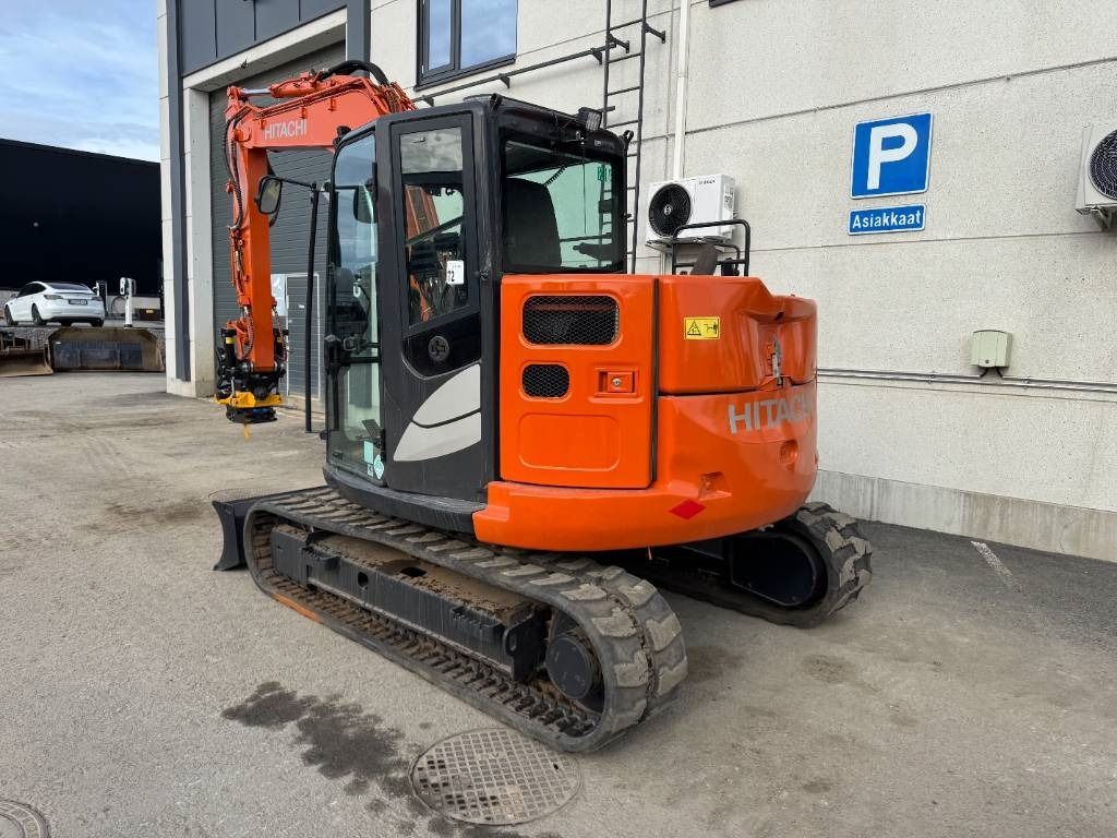 Hitachi ZX85USB-6, Uudella engcon EC209 tiltillä - Mini escavadeira: foto 3 Hitachi ZX85USB-6, Uudella engcon EC209 tiltillä - Mini escavadeira: foto 3