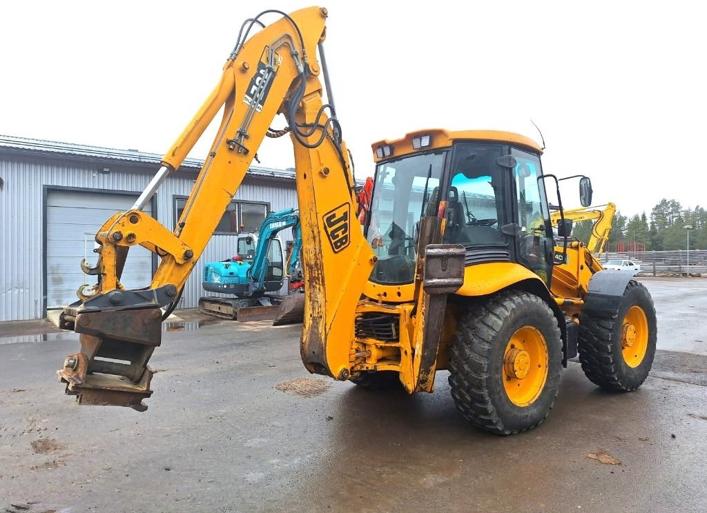JCB 4CN YHDISTELMÄKONE KALLISTAJALLA - Retroescavadeira: foto 3 JCB 4CN YHDISTELMÄKONE KALLISTAJALLA - Retroescavadeira: foto 3