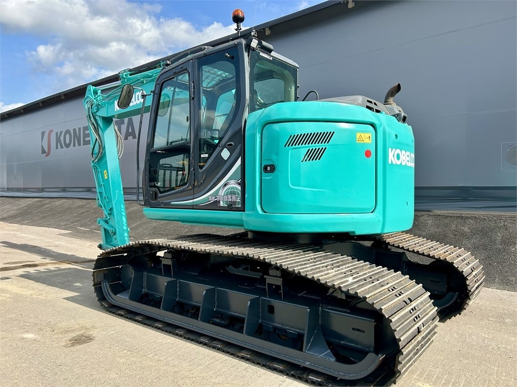 Kobelco SK140SRL-5 SUOALUSTA TULOSSA - Escavadora de rastos: foto 2 Kobelco SK140SRL-5 SUOALUSTA TULOSSA - Escavadora de rastos: foto 2
