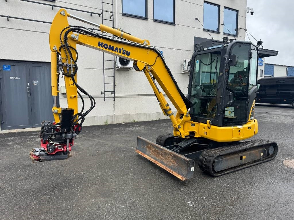 Komatsu PC 35 MR-5 - Mini escavadeira: foto 2 Komatsu PC 35 MR-5 - Mini escavadeira: foto 2