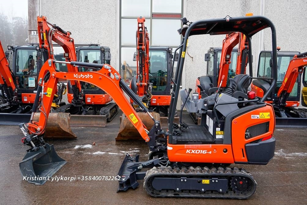 Kubota KX 016-4 EX-DEMO - Mini escavadeira: foto 1 Kubota KX 016-4 EX-DEMO - Mini escavadeira: foto 1
