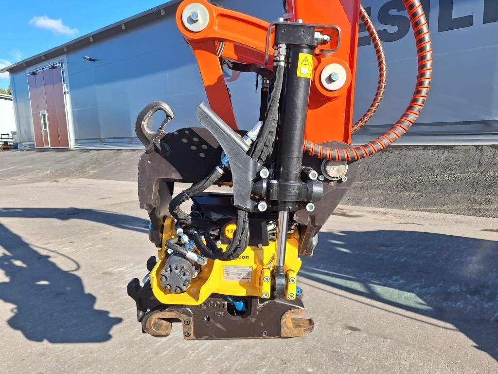 Kubota KX085-5 PYÖRITTÄJÄLLÄ, PIENET TUNNIT - Mini escavadeira: foto 4 Kubota KX085-5 PYÖRITTÄJÄLLÄ, PIENET TUNNIT - Mini escavadeira: foto 4