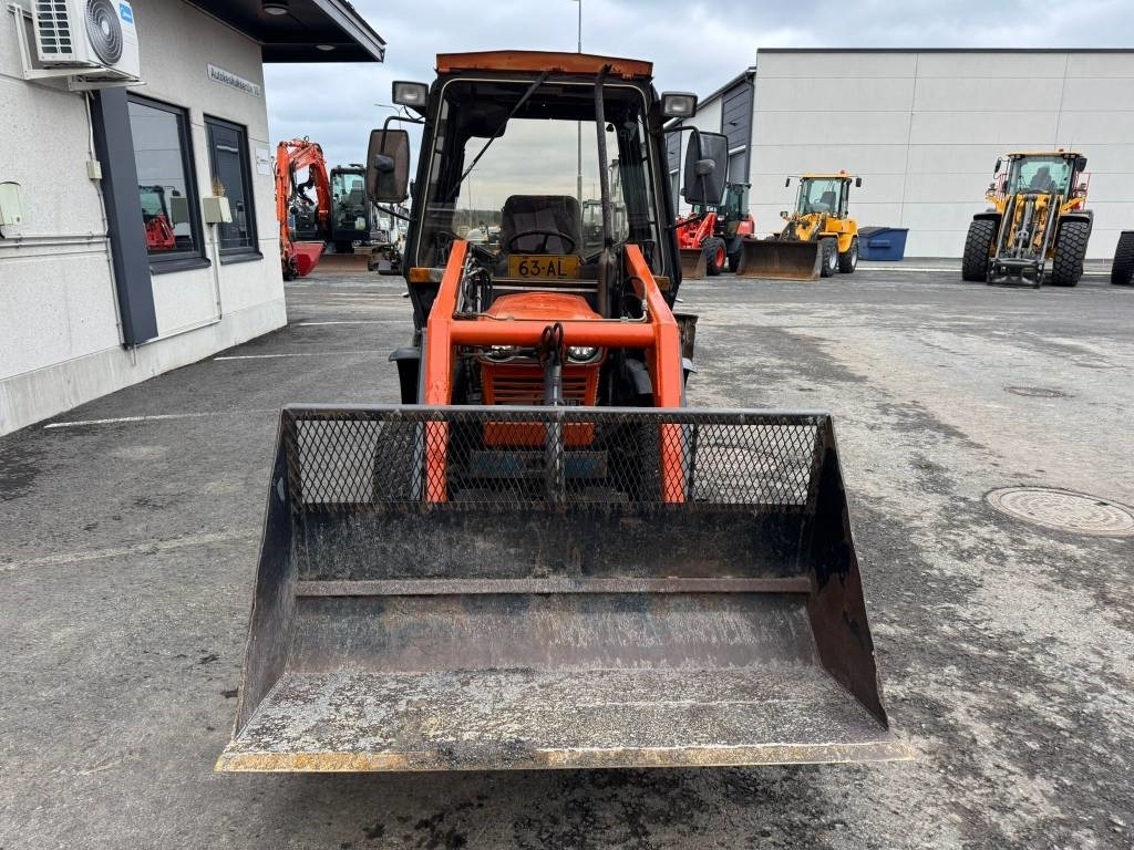 Leasing de Kubota L245 DT ETUKUORMAAJALLA  Kubota L245 DT ETUKUORMAAJALLA: foto 6