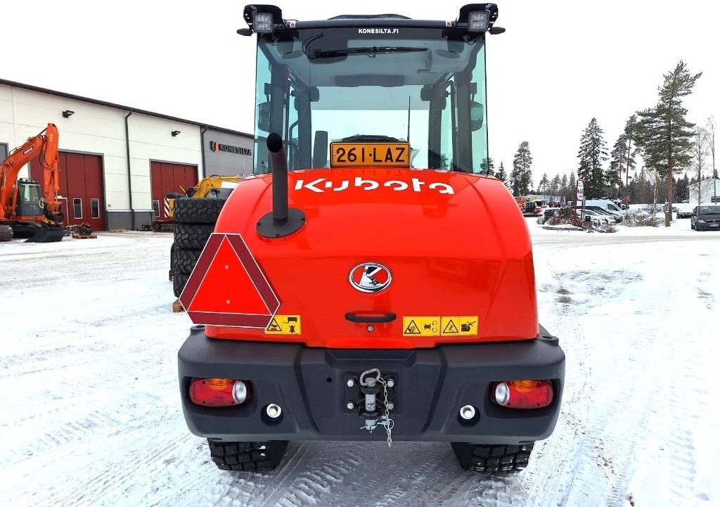 Kubota R090 VALMIINA TÖIHIN - Pá carregadora de rodas: foto 5 Kubota R090 VALMIINA TÖIHIN - Pá carregadora de rodas: foto 5