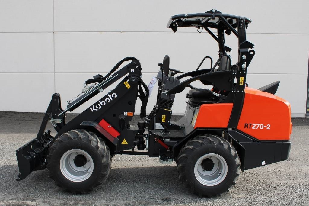 Kubota RT270-2 KATOKSELLA! UUSI - Carregadora articulada: foto 1 Kubota RT270-2 KATOKSELLA! UUSI - Carregadora articulada: foto 1