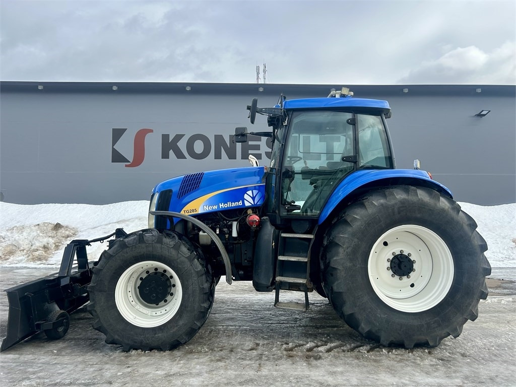 New Holland TG285 - Trator: foto 2 New Holland TG285 - Trator: foto 2