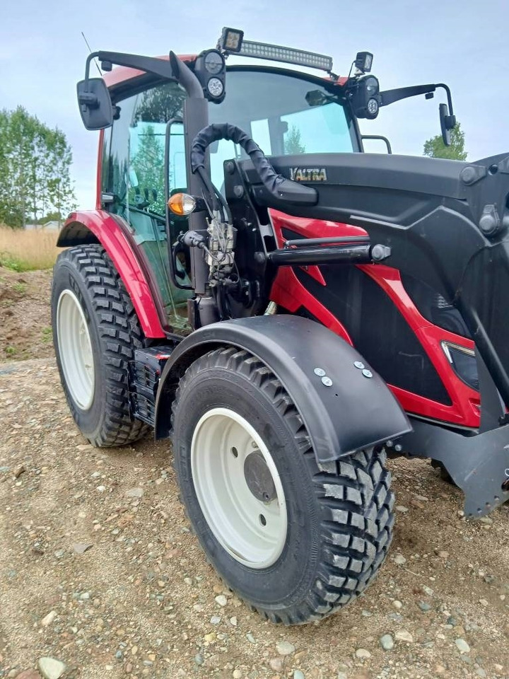 Valtra A94 KAUHA+LUMILINKO - Trator: foto 2 Valtra A94 KAUHA+LUMILINKO - Trator: foto 2