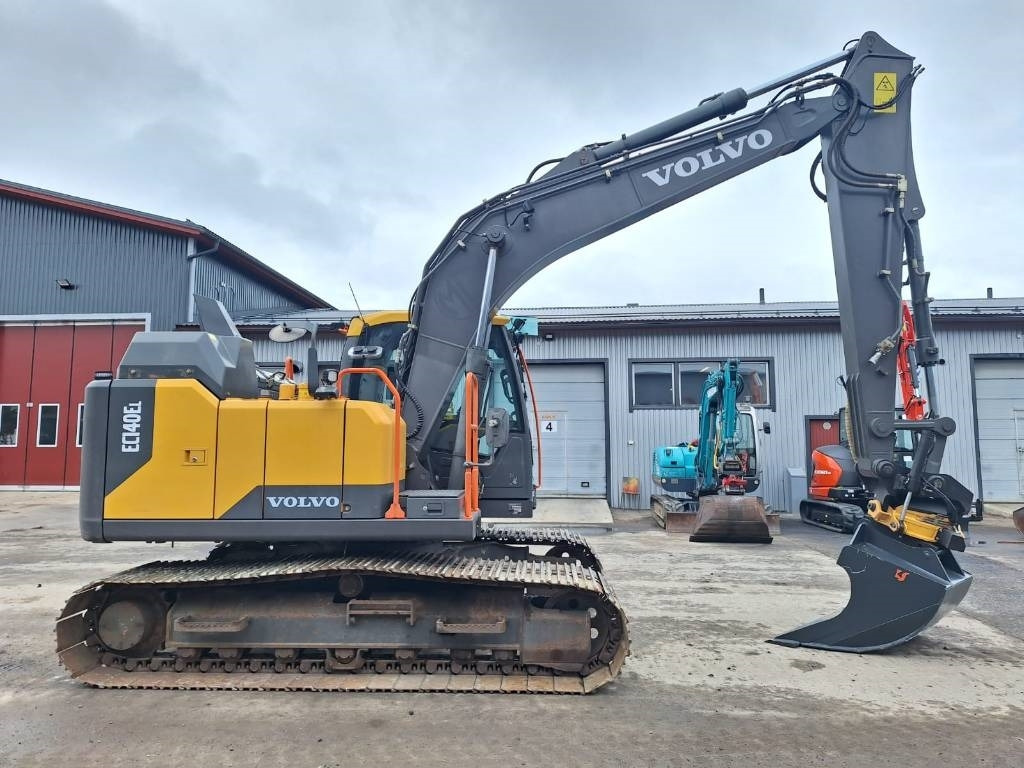 Volvo EC140EL PYÖRITTÄJÄLLÄ - Escavadora de rastos: foto 5 Volvo EC140EL PYÖRITTÄJÄLLÄ - Escavadora de rastos: foto 5