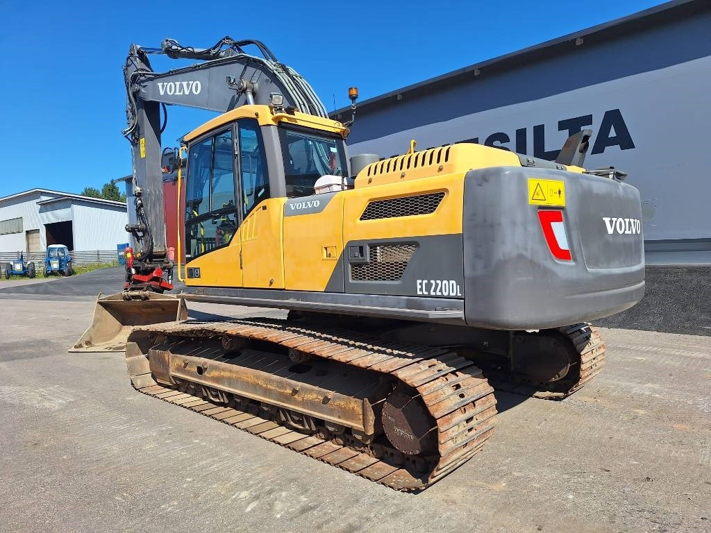 Volvo EC220DL PYÖRITTÄJÄLLÄ - Escavadora de rastos: foto 2 Volvo EC220DL PYÖRITTÄJÄLLÄ - Escavadora de rastos: foto 2