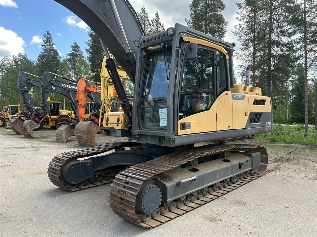 Volvo EC250DNL PYÖRITTÄJÄLLÄ - Escavadora de rastos: foto 2 Volvo EC250DNL PYÖRITTÄJÄLLÄ - Escavadora de rastos: foto 2