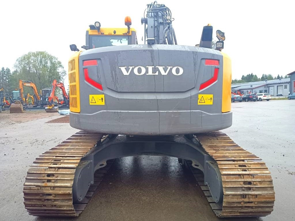 Volvo ECR235DL PYÖRITTÄJÄLLÄ - Escavadora de rastos: foto 4 Volvo ECR235DL PYÖRITTÄJÄLLÄ - Escavadora de rastos: foto 4