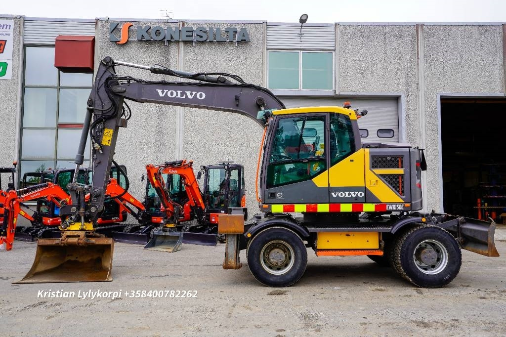 Volvo EWR150E PYÖRÄOHJAUS - Escavadeira de rodas: foto 1 Volvo EWR150E PYÖRÄOHJAUS - Escavadeira de rodas: foto 1