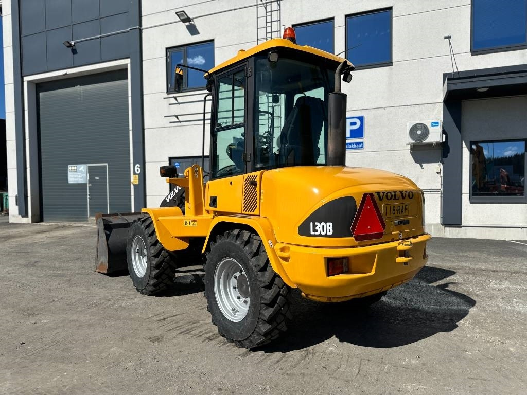 Volvo L 30 B - Pá carregadora de rodas: foto 2 Volvo L 30 B - Pá carregadora de rodas: foto 2