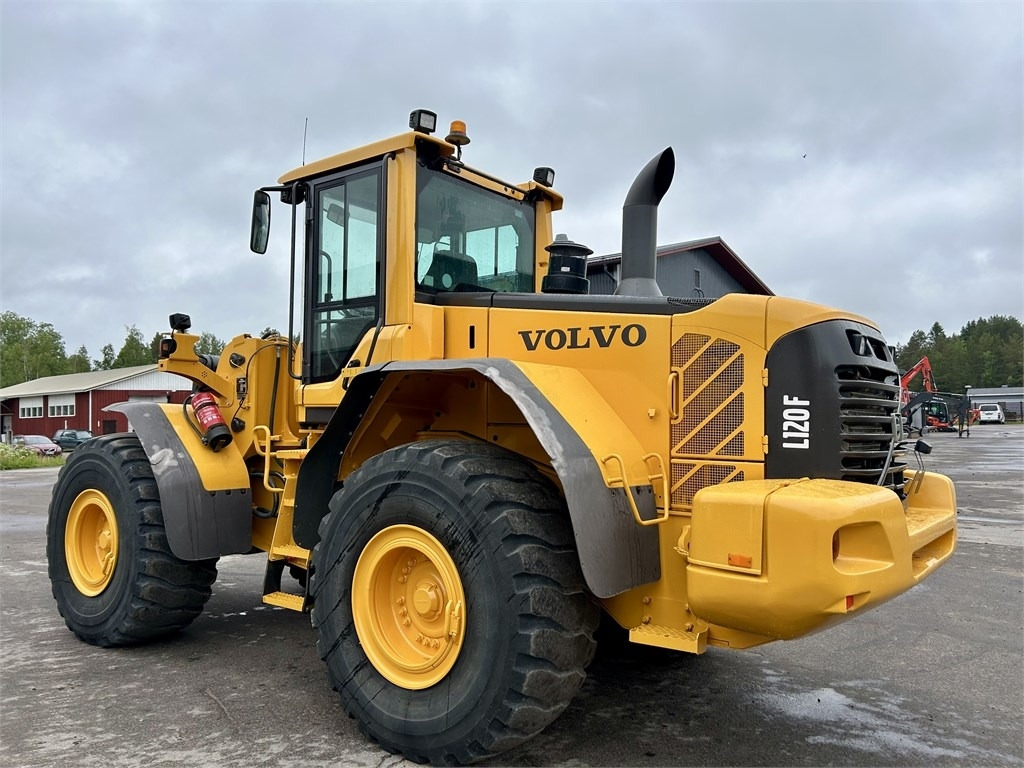 Volvo L120F VIPUOHJAUS - Pá carregadora de rodas: foto 2 Volvo L120F VIPUOHJAUS - Pá carregadora de rodas: foto 2