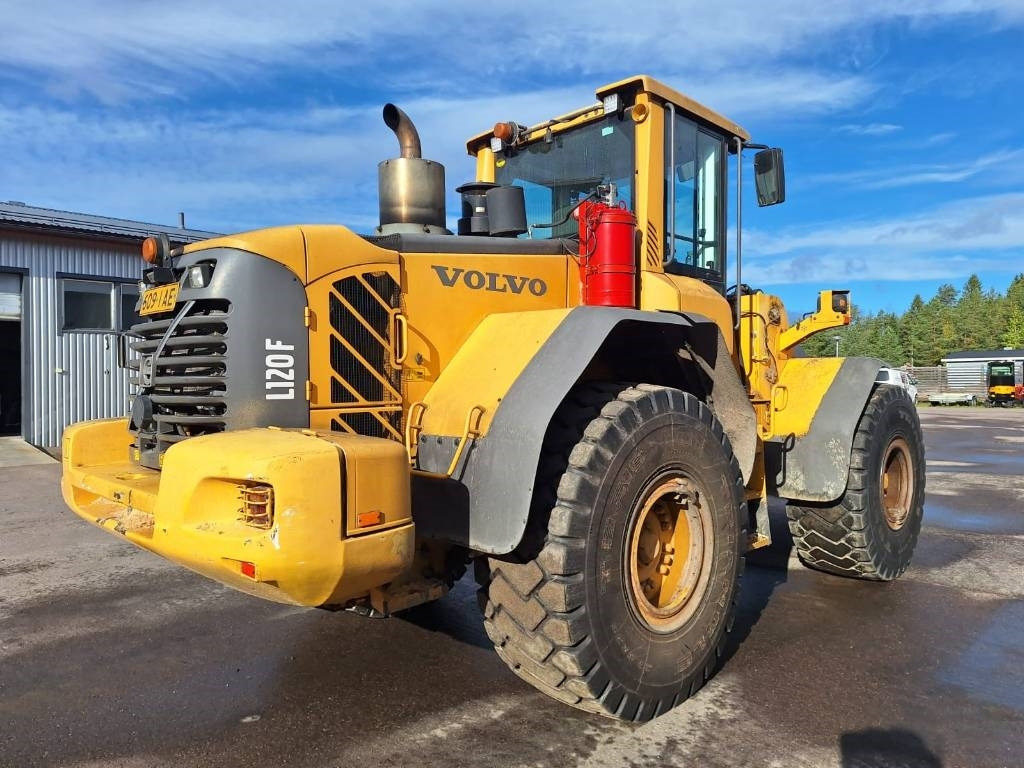 Volvo L120F VIPUOHJAUS - Pá carregadora de rodas: foto 4 Volvo L120F VIPUOHJAUS - Pá carregadora de rodas: foto 4