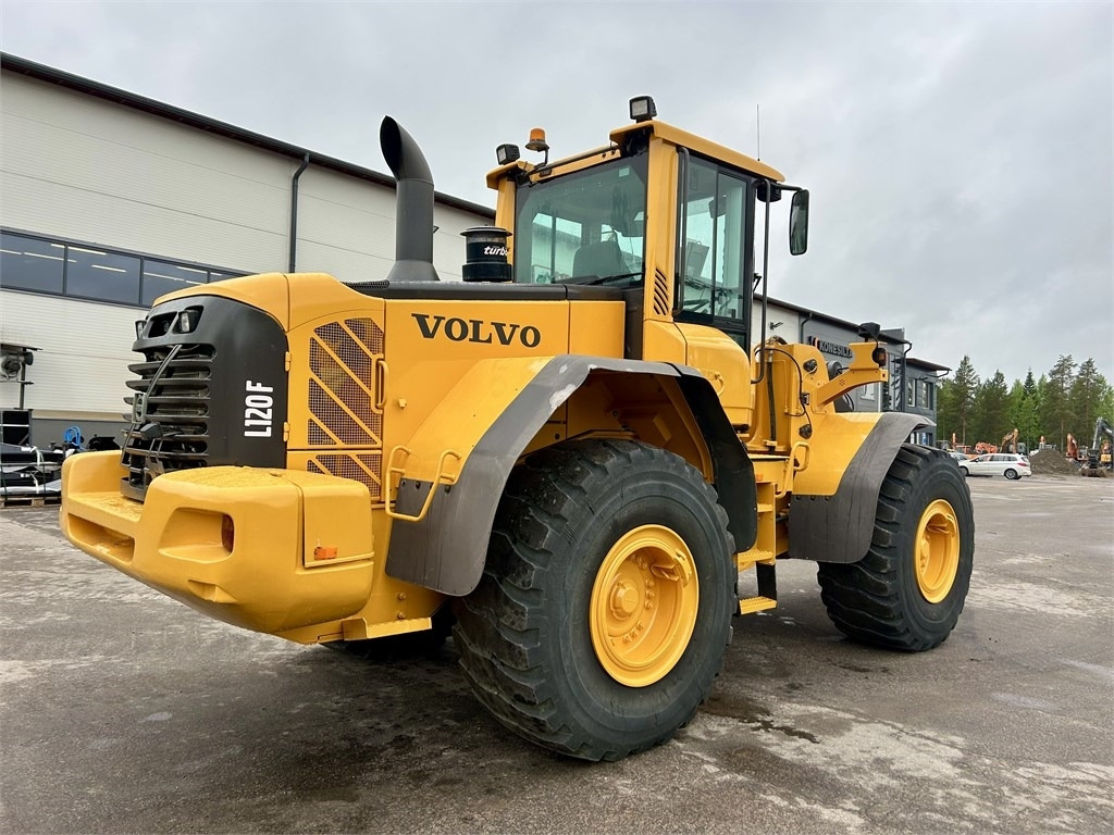 Volvo L120F VIPUOHJAUS - Pá carregadora de rodas: foto 4 Volvo L120F VIPUOHJAUS - Pá carregadora de rodas: foto 4