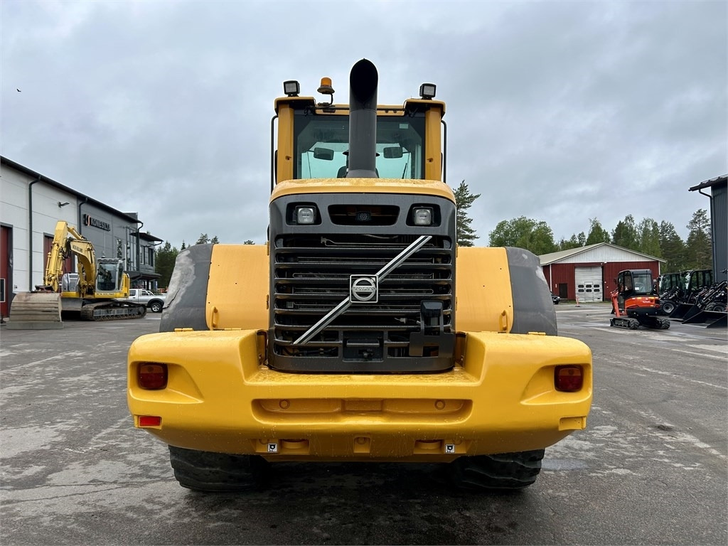 Volvo L120F VIPUOHJAUS - Pá carregadora de rodas: foto 3 Volvo L120F VIPUOHJAUS - Pá carregadora de rodas: foto 3