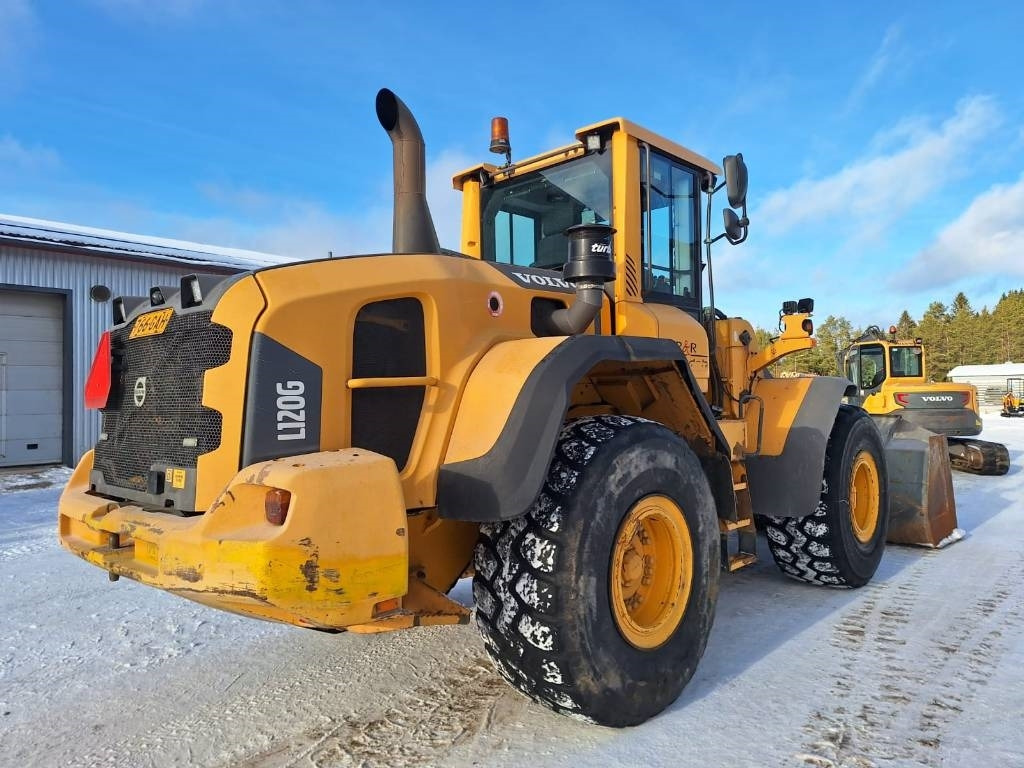 Volvo L120G VIPUOHJAUS, YM. - Pá carregadora de rodas: foto 4 Volvo L120G VIPUOHJAUS, YM. - Pá carregadora de rodas: foto 4