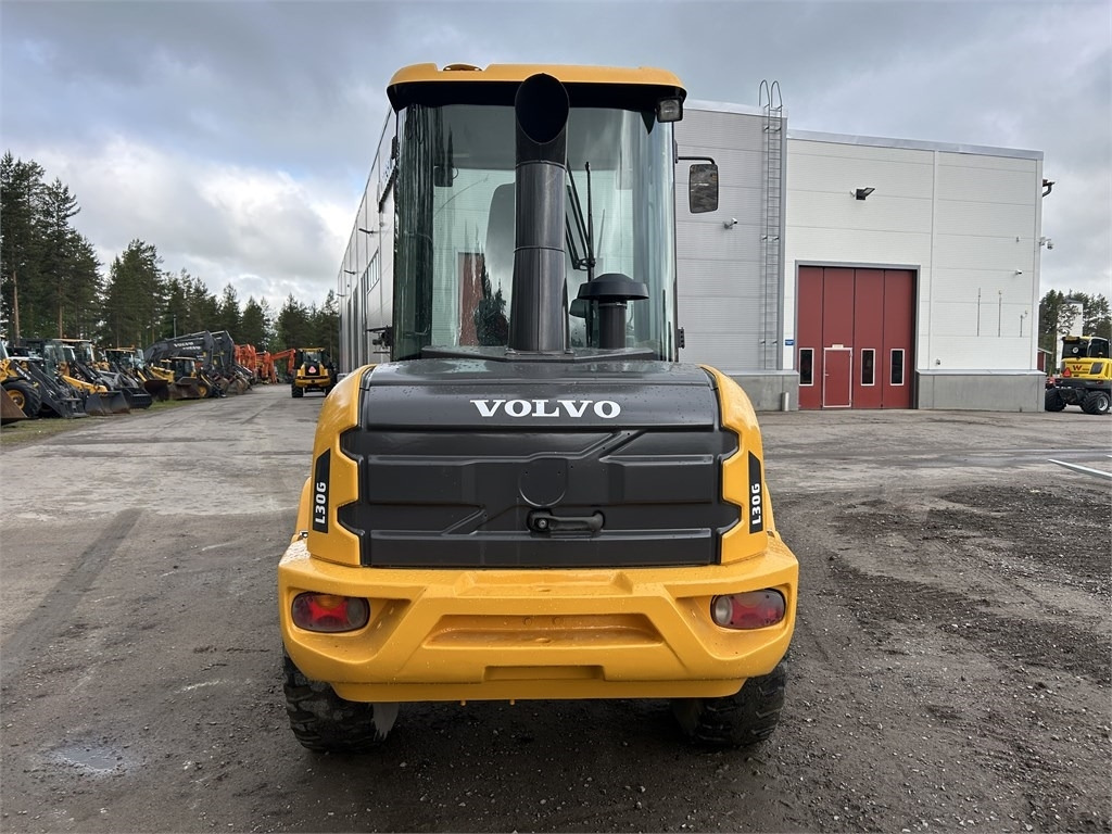 Volvo L30G TRUKKIPIIKEILLÄ - Pá carregadora de rodas: foto 4 Volvo L30G TRUKKIPIIKEILLÄ - Pá carregadora de rodas: foto 4