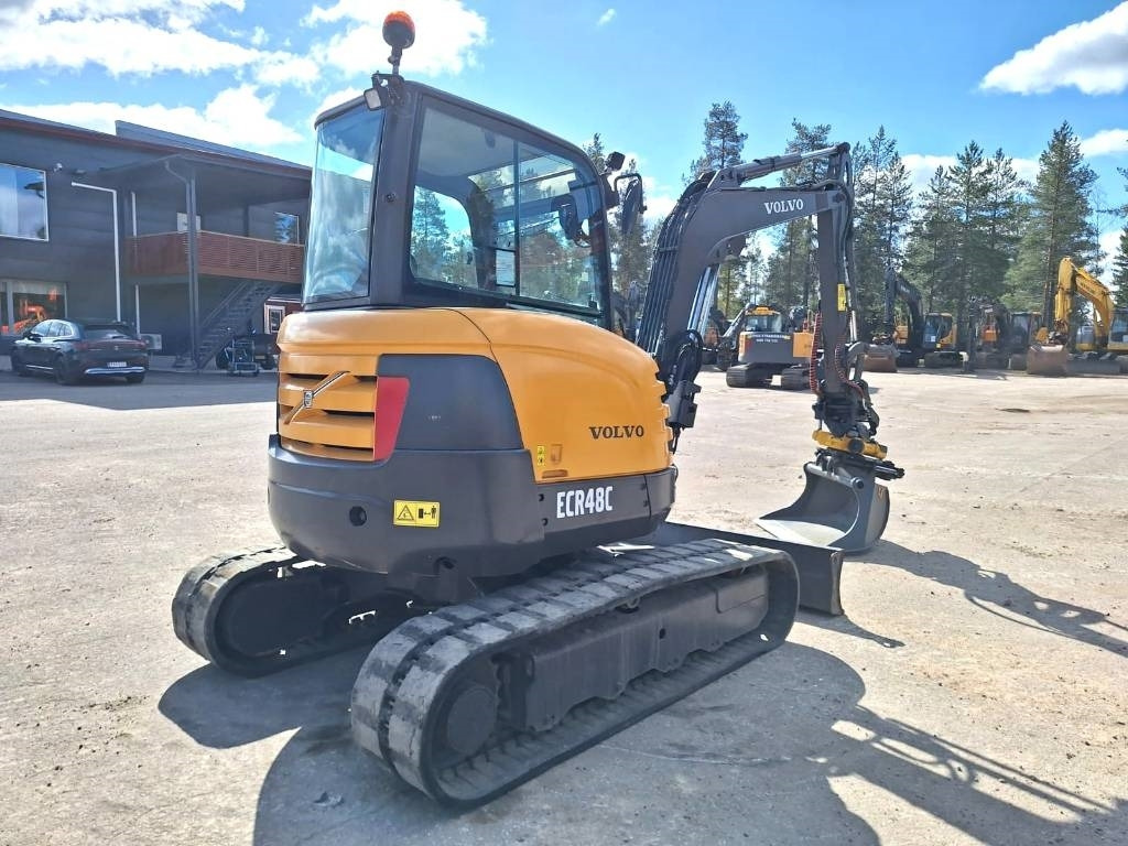 Volvo MYYTY! SOLD! ECR48C PYÖRITTÄJÄ PIHDEILLÄ - Mini escavadeira: foto 4 Volvo MYYTY! SOLD! ECR48C PYÖRITTÄJÄ PIHDEILLÄ - Mini escavadeira: foto 4