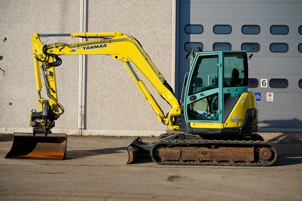 Yanmar VIO80-U PYÖRITTÄJÄLLÄ - Mini escavadeira: foto 1 Yanmar VIO80-U PYÖRITTÄJÄLLÄ - Mini escavadeira: foto 1
